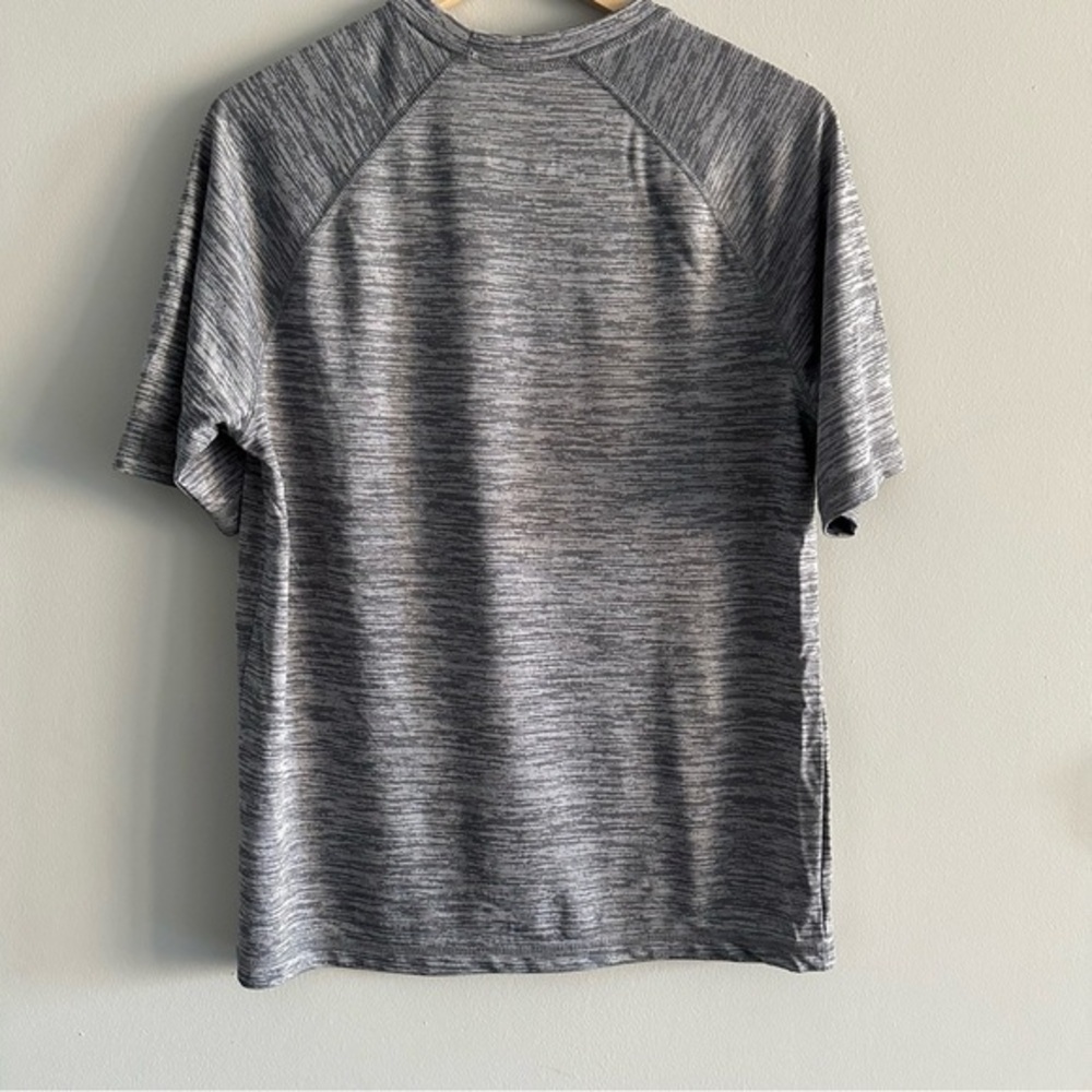 Brand New Pittsburgh Penguins Dry Fit Shirt Size M - Picture 2 of 2